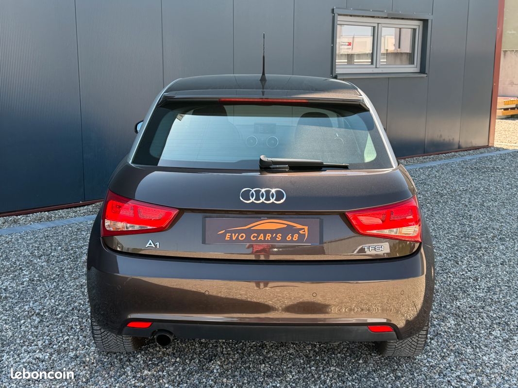 AUDI 1.2 TFSI 85 Ambition / SUIVI ENTRETIEN COMPLET / LIVRAISON POSSIBLE (image 5)