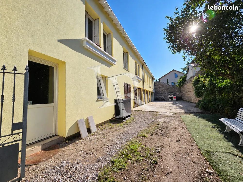 Maison 6 pièces 160 m² · au Puy-en-Velay · 160 m² · 274 500 €