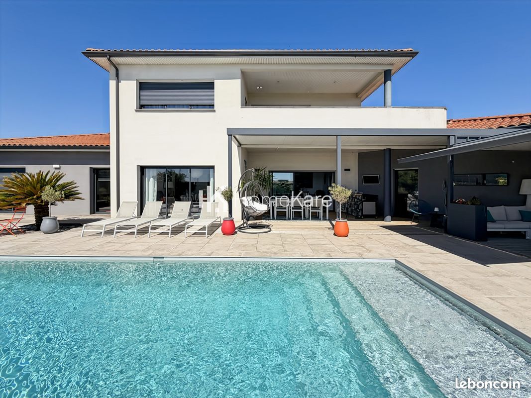 Maison 7 pièces 300 m² · à Muret · 300 m² · 780 000 €