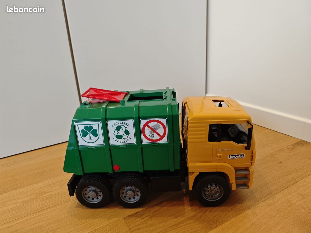 Camion Poubelle Bruder (image 1)