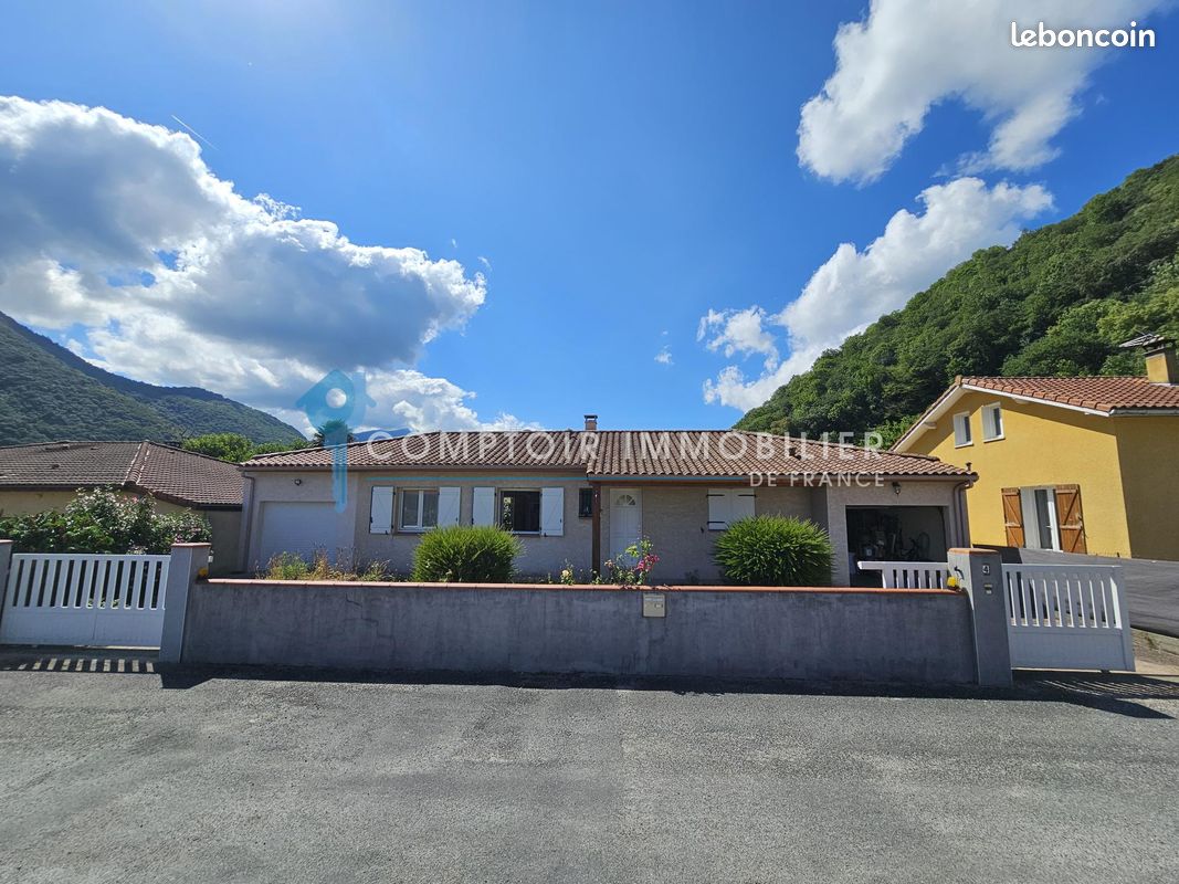 Maison 4 pièces 117 m² · à Bertren · 117 m² · 189 000 €
