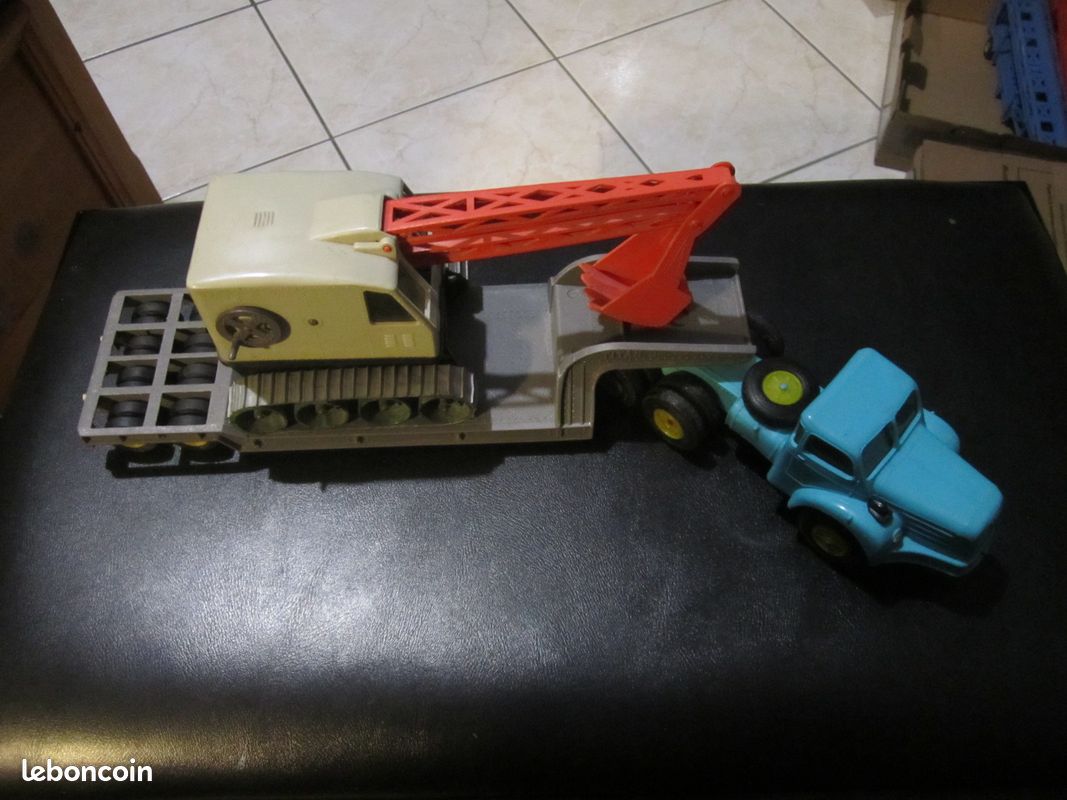 NOREV Ancien N°114 - Camion Berliet TBO 15 Avec Pelle Mécanique - 1/43 - Plastique