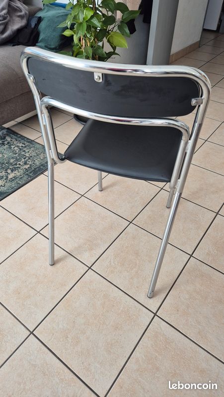 Chaise vintage métal chrome et assise noire – style moderne / industriel (image 5)