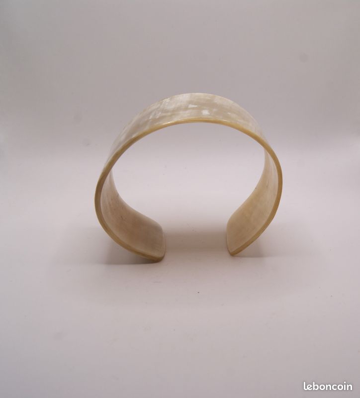 Bracelet Manchette Vintage En Corne De Bovin - Bijou Ethnique (Occasion)