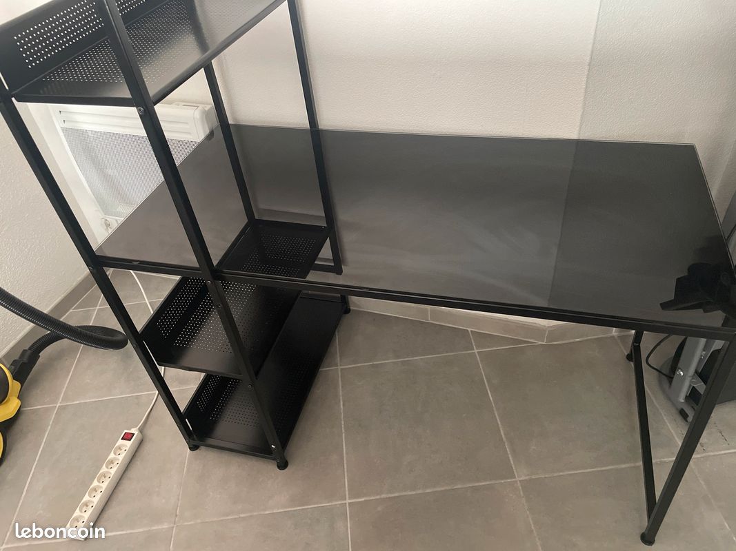 Bureau de travail noire avec étagère de rangement (image 1)