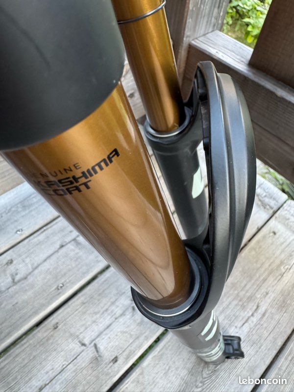 Fox 34 float factory grip X 130mm (image 11)