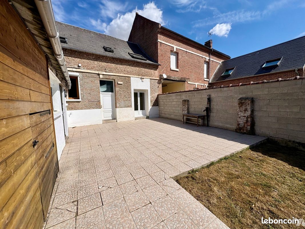 Maison 5 pièces 101 m² · à Domart-en-Ponthieu · 101 m² · 168 000 €