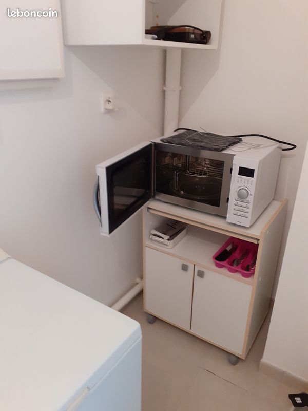 Appartement 1 pièce 27 m² · à Saint-Julien-les-Villas · 27 m² · 460 €