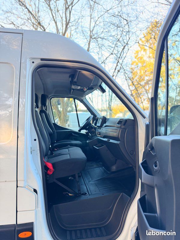 Renault Master Fg R3500 L4H2 2.3 Blue dCi 165ch Grand Confort EuroVI 2023 – photo 4