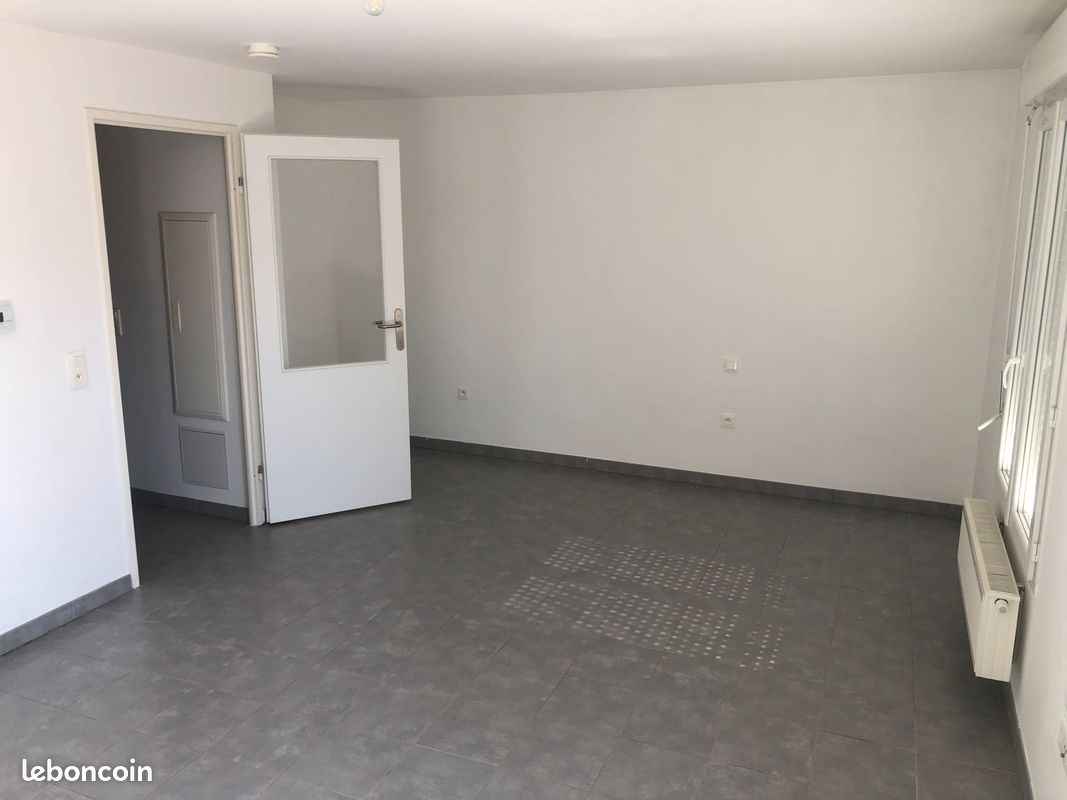 Appartement 1 pièce 33 m² · à Amiens · 32,8 m² · 407 €