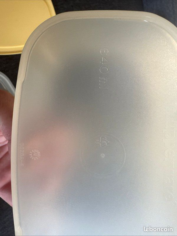 Viandes et produits laitiers Tupperware (boîtes empilables