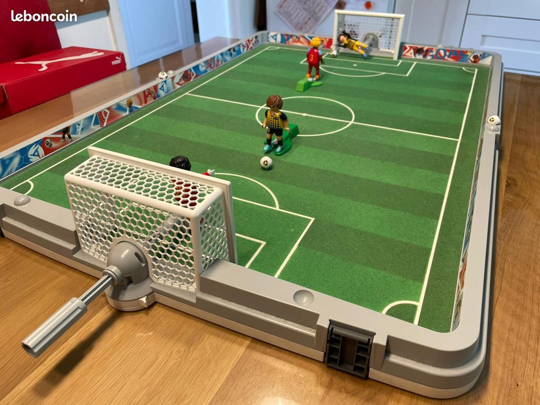 Playmobil 6857 Terrain de Football transportable Jeux Jouets