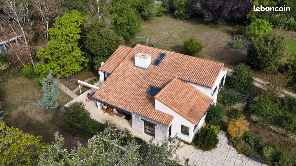 Maison 5 pièces 145 m² · à Béruges · 145 m² · 329 000 €