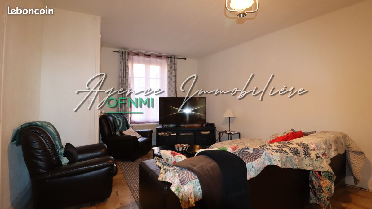 Maison 3 pièces 80 m² · à Saint-Romain-le-Puy · 80 m² · 139 000 €