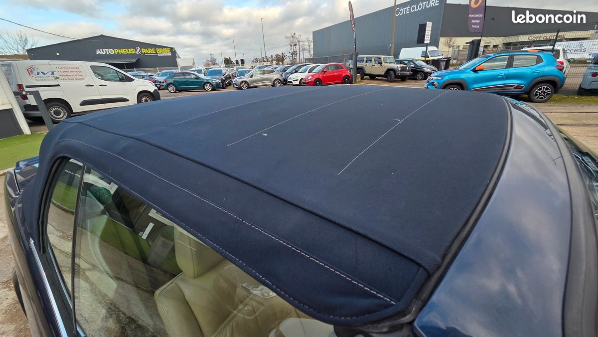 BMW SÉRIE 3 CABRIOLET 325I 171CH - INTÉRIEUR CUIR - JANTES BORDET - ÉCHAPPEMENT BOSe (image 29)
