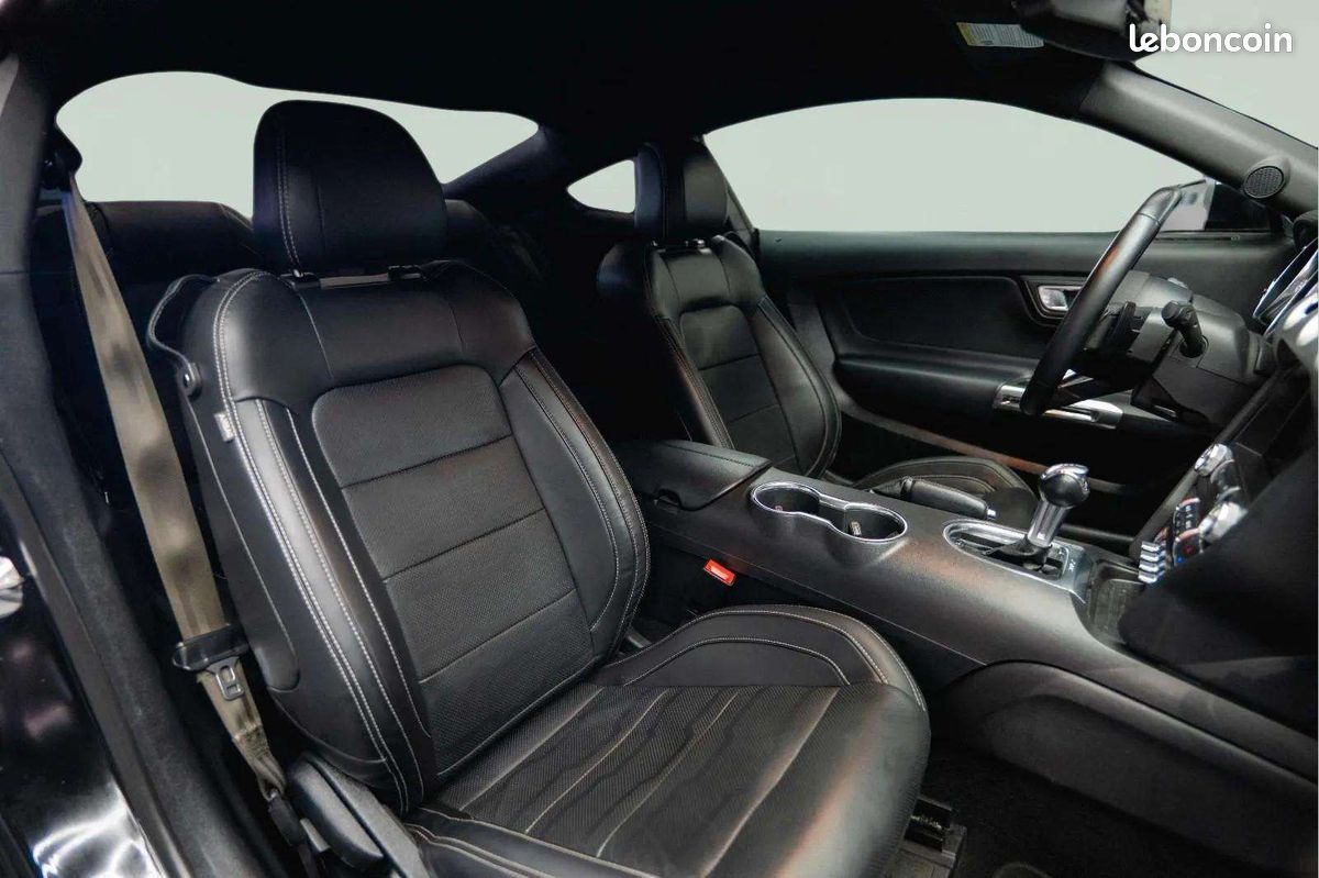 FORD Mustang GT 5.0 V8 Performance Pack * Shelby GT500 Look * Premium * V8 Atmosphérique (image 22)