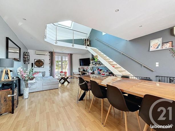 Maison 8 pièces 179 m²