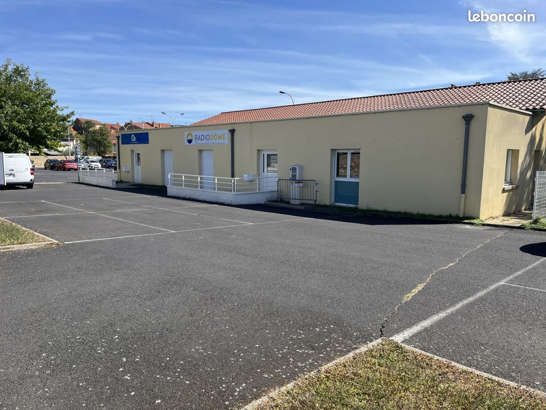 Local commercial 4 pièces 120 m² · à Issoire · 120 m² · 2 295 €/mois