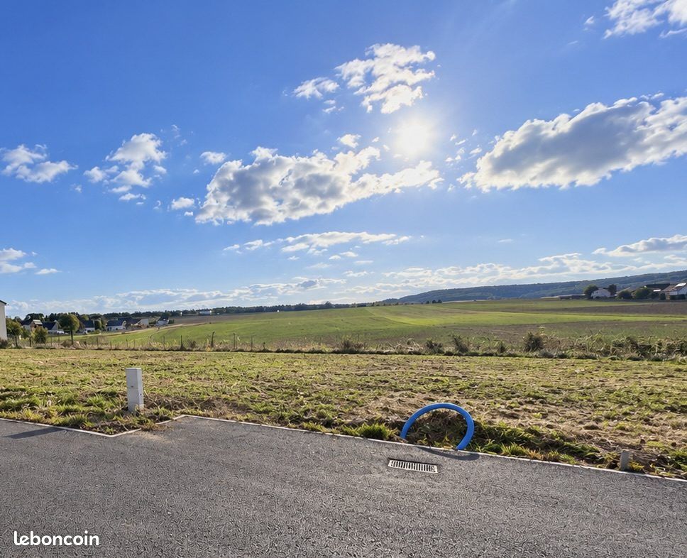 Terrain 712 m² · aux Petites-Loges · 712 m² · 108 000 €