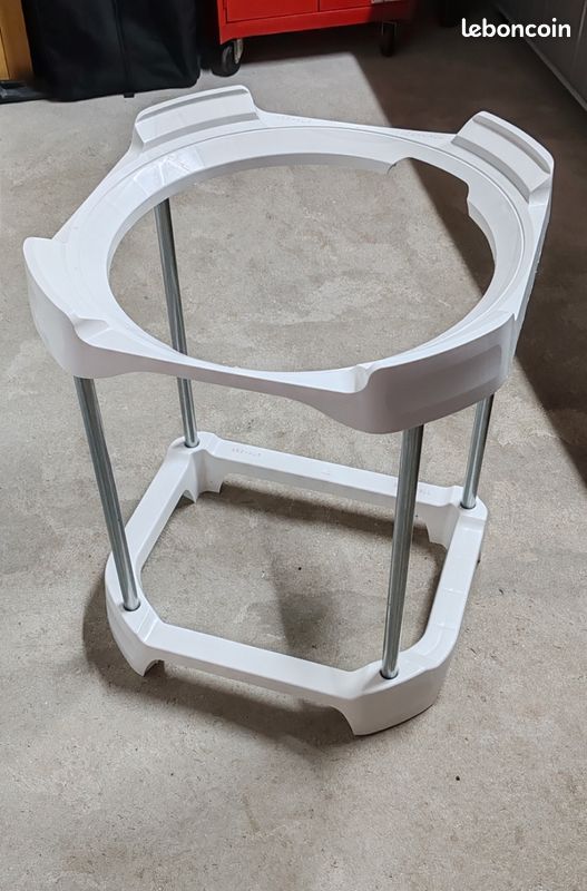 Trépied chauffe eau universel (image 1)