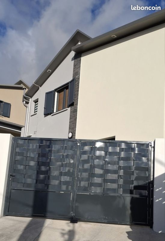 Maison 4 pièces 100 m² · au Tampon · 100 m² · 1 170 €/mois