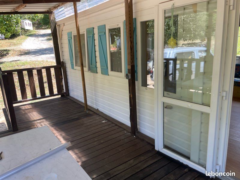 Local commercial 4 pièces 40 m² · à Fabras · 40 m² · 21 500 €