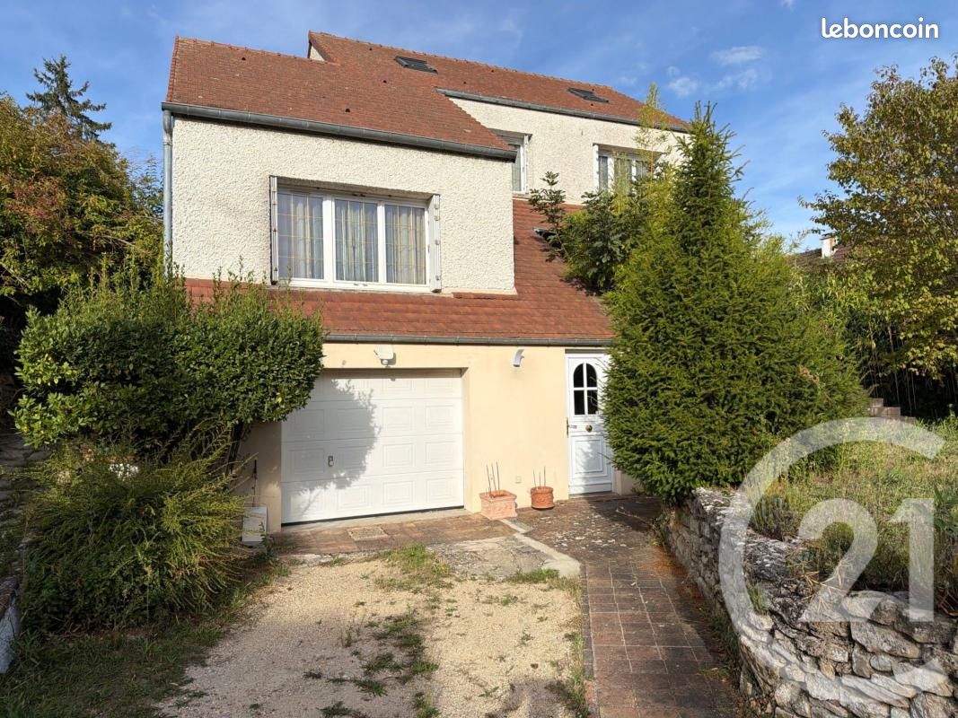 Maison 6 pièces 134 m² · à Ecquevilly · 134 m² · 397 000 €