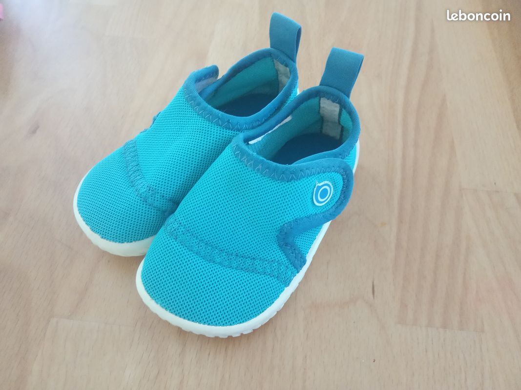 Chaussures piscine/plage bébé 20-21 Chaussures