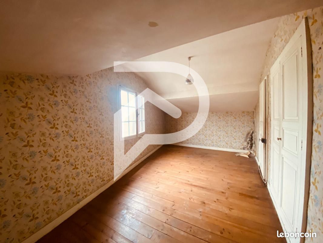 Maison de village 4 pièces 140 m² - Surgères 17700 (image principale 7)
