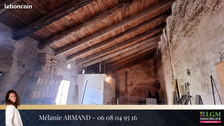 Remise 1 pièce 192 m²