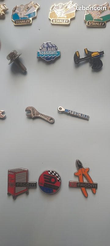 Lot pin's collection ÉQUIPEMENT DE LA MAISON (image 9)