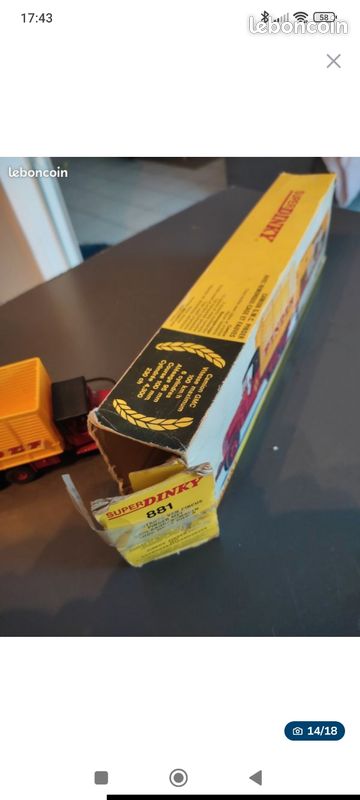 Super Dinky Toys 881 - Camion GMC Pinder Avec Remorque Fauves - 1:43
