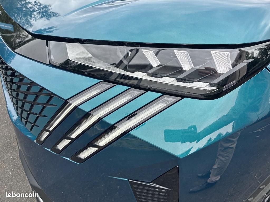 Peugeot 5008 Hybrid 145 ch e-DCS6 GT (image 14)