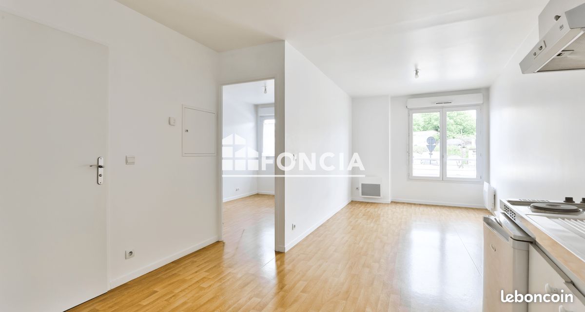 CORBEIL-ESSONNES - Appartement 2 Pièces avec parking (image 10)