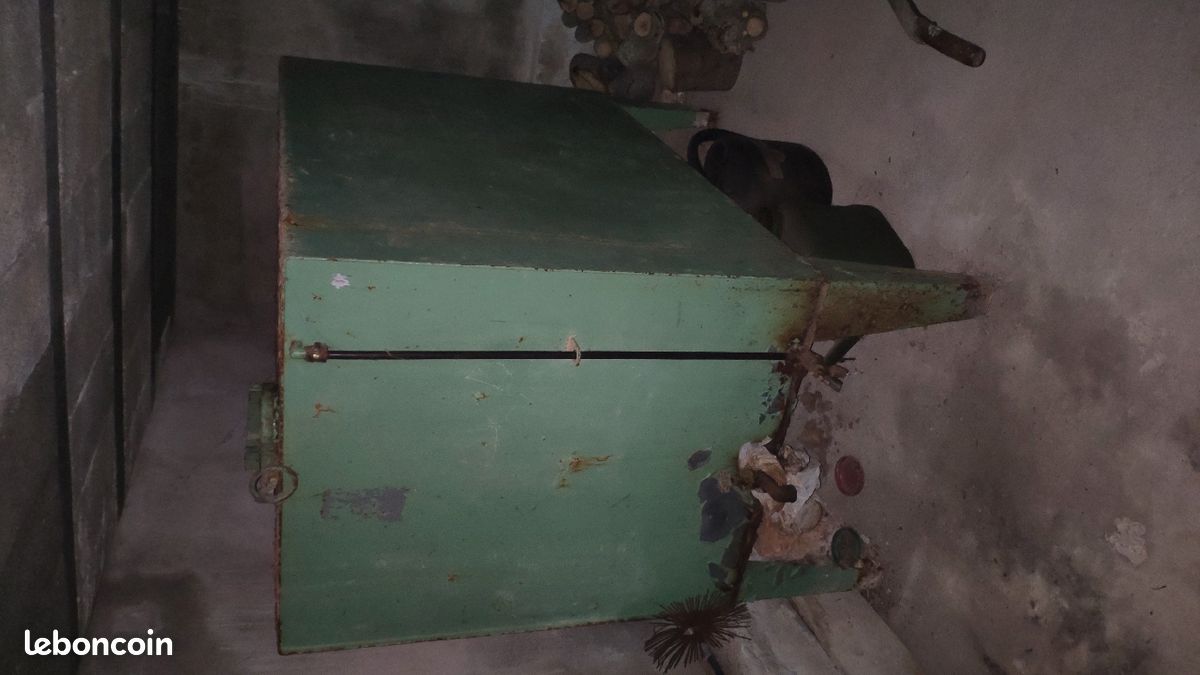 Cuve a fioul 1000L vide (image 1)