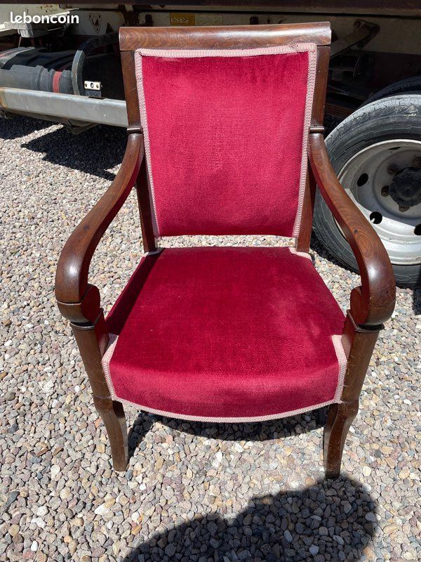 Chaise (image 1)