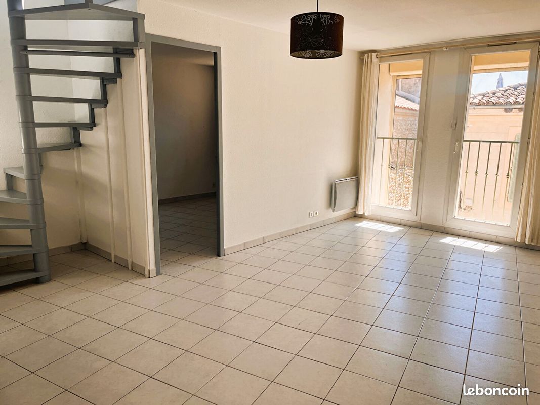 Appartement 3 pièces 59 m² · à Saint-Cannat · 59 m² · 913 €/mois