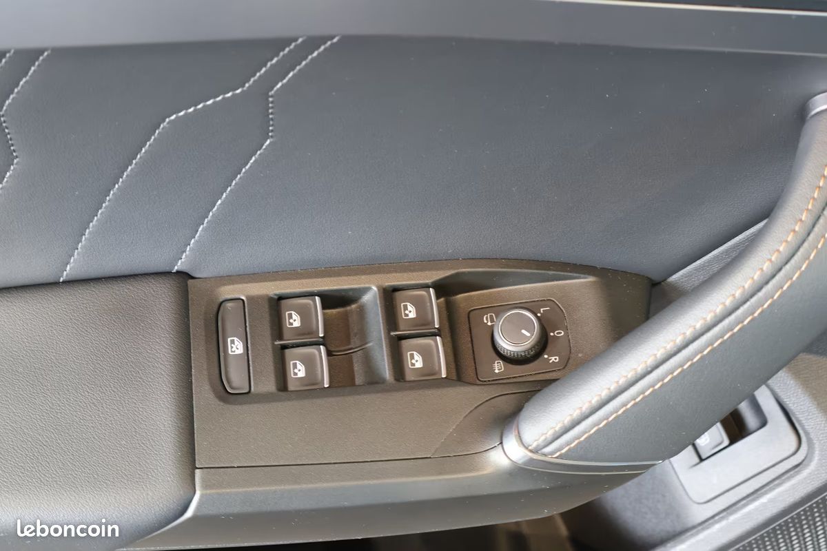 CUPRA Leon VZ e-Hybrid 245 ch * Hybride Rechargeable * BVA * Virtual Cockpit * CarPlay * TVA * (image 14)