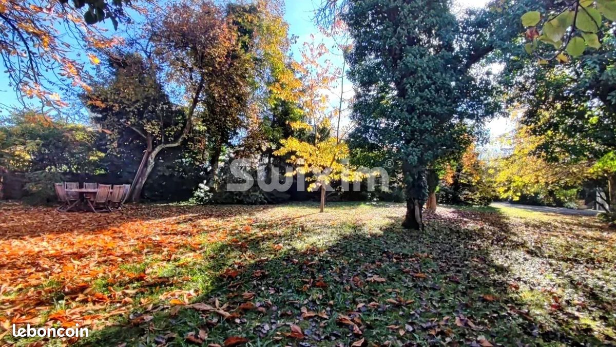 Terrain 742 m² · à Annemasse · 742 m² · 290 000 €