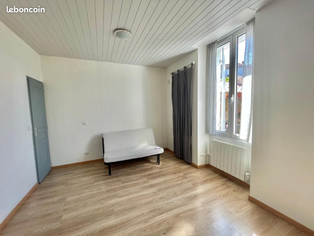 Appartement 1 pièce 19 m² · à Périgueux · 19 m² · 403 €