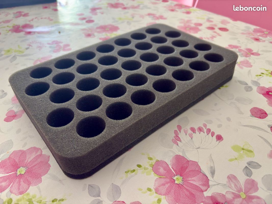 ASMEPH045BO 247 mm x 247 mm x 45 mm plateau en mousse pour jeux de société - 9 compartiments