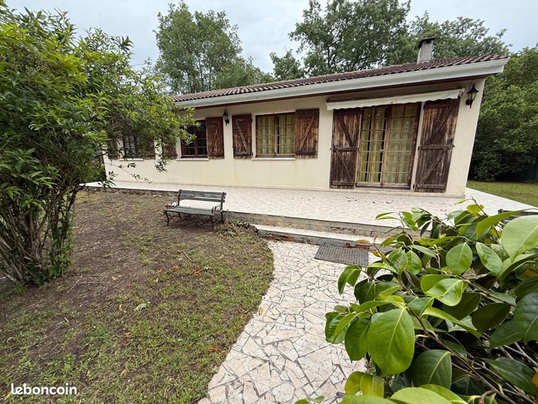 Maison 4 pièces 90 m² · à Saint-Jean-d'Illac · 90 m² · 348 150 €