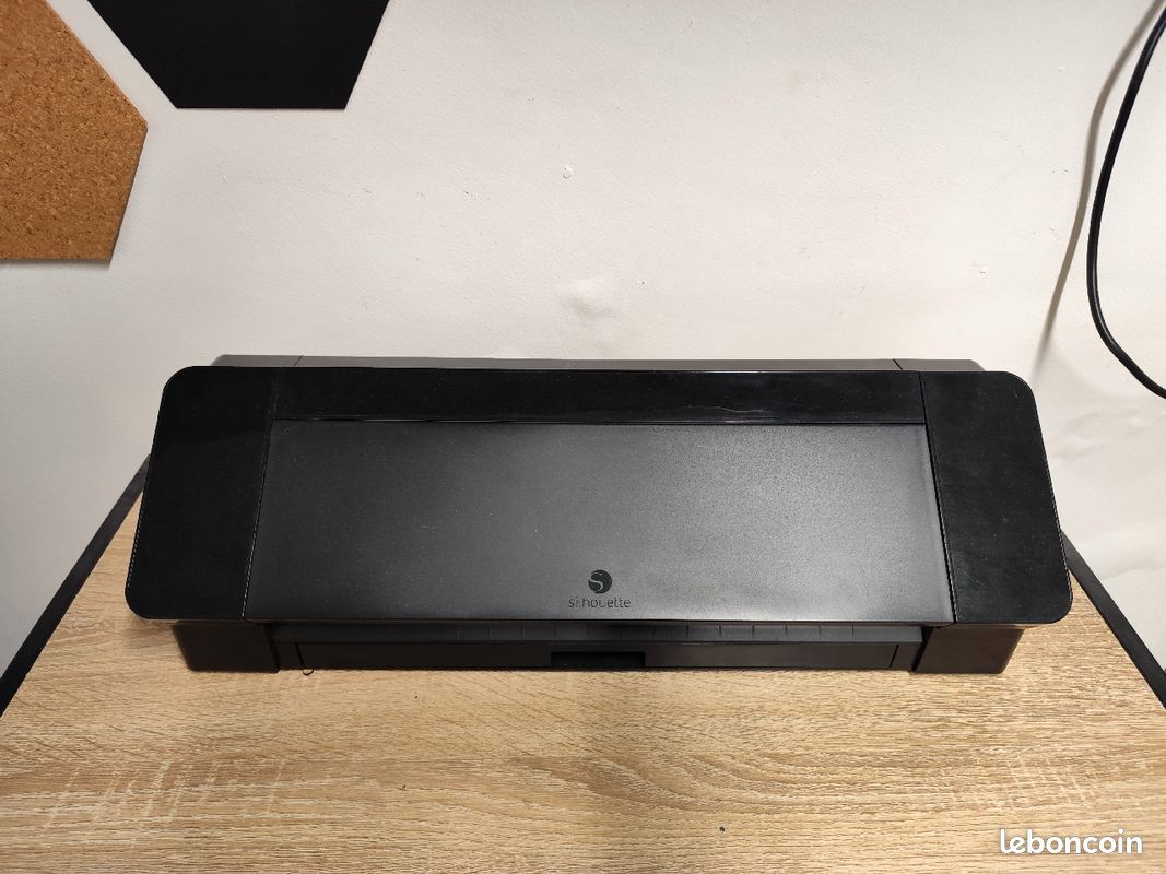 Silhouette caméo 4 (image 1)