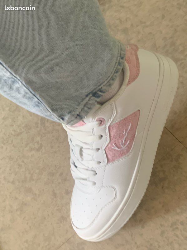 Pink Karl Kani Classic 89 Sports Shoes Karl Kani Basketball Shoes