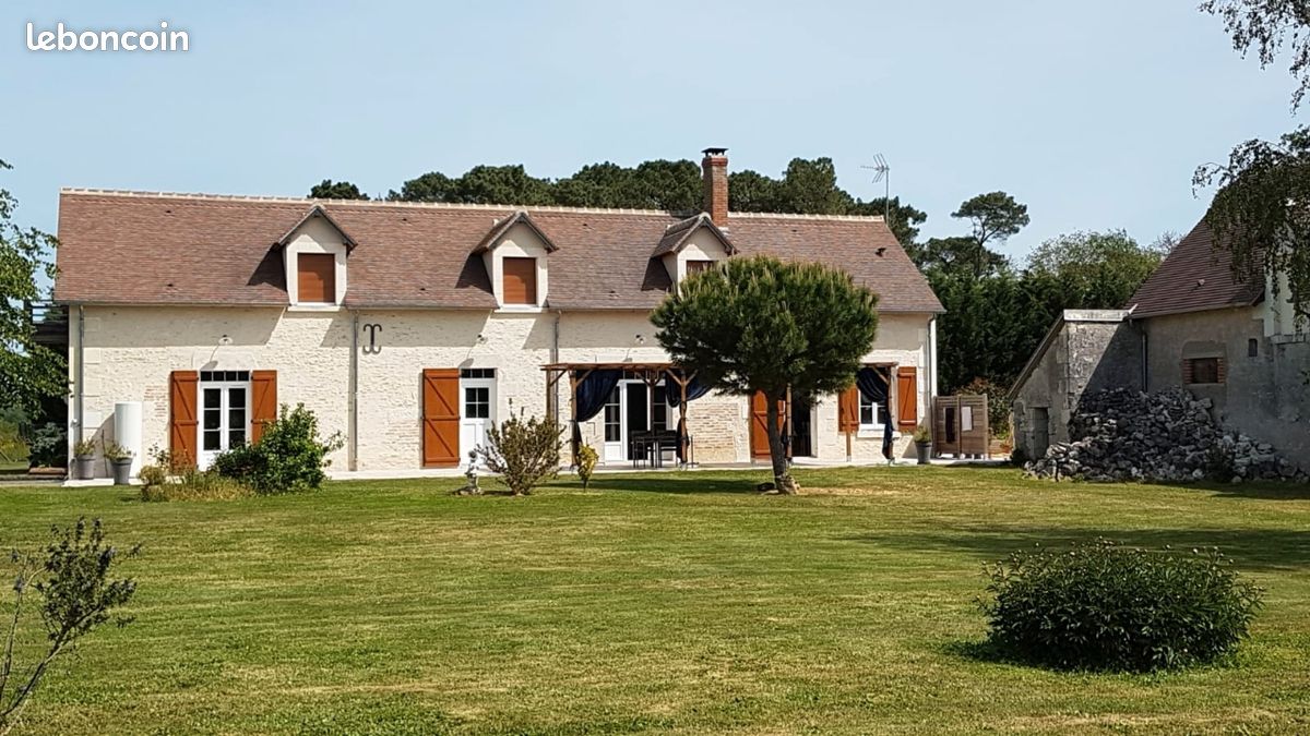 Maison 8 pièces 210 m² · à Chémery · 210 m² · 420 000 €
