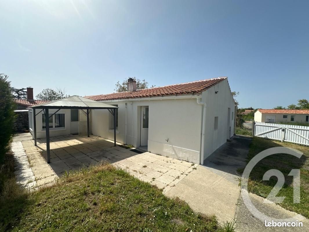 Maison 3 pièces 79 m² · à Saint-Michel-en-l'Herm · 79 m² · 221 550 €