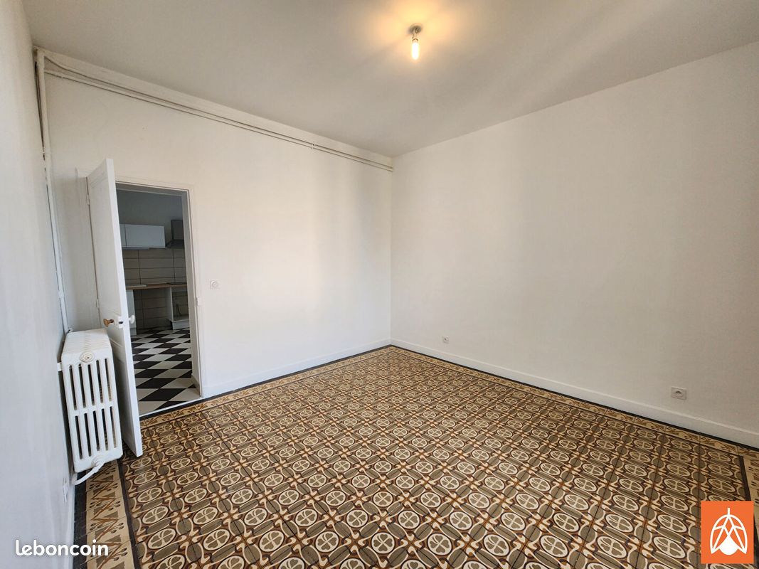 Maison a louer salon-de-provence - 4 pièce(s) - 103 m2 - Surfyn