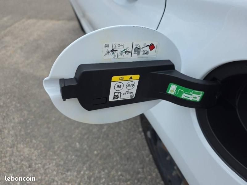 Ford Fiesta 1.0 EcoBoost 95ch Connect Business Nav 5p (image 13)