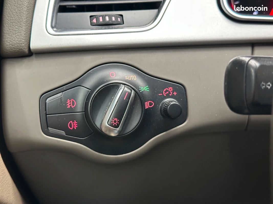 AUDI A5 2.7 V6 TDI 190 DPF Ambition Luxe Multitronic A (image 26)