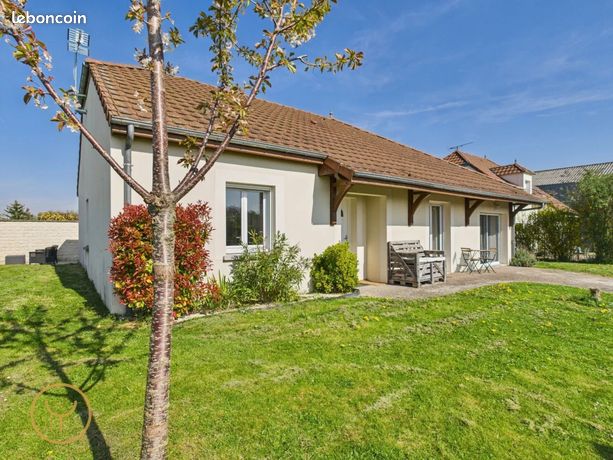 Propriété 6 pièces 122 m²